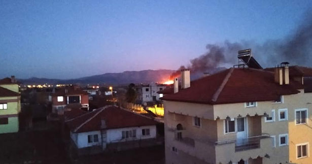 Acıpayam’da kanalda çıkan yangın panik yarattı