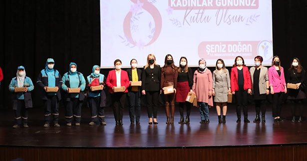 Doğan, kadın personeli ile buluştu