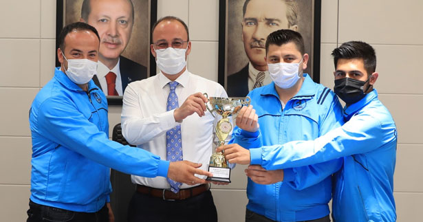 Pamukkaleli masa tenisi sporcuları 3. Lig yolunda