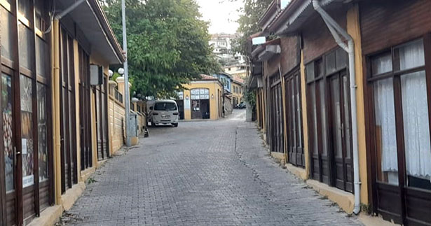 Buldan’da tarihi sokak yeniden canlanacak