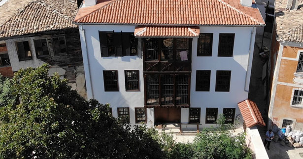 Buldan’da tarihi konaklar ziyarete açılacak