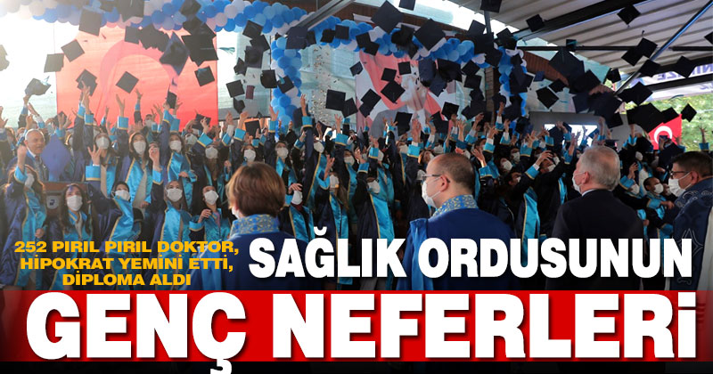 Pamukkale Üniversitesi’nden 252 doktor mezun oldu