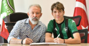 17 yaşındaki Alaattin profesyonel oldu