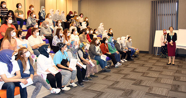 Tekstil işçisi kadınlara kanser taraması