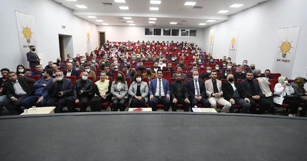 AK Parti’de “Gönülden kucaklaşma” buluşması