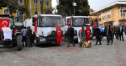 Buldan’da 2 traktör ile 2 çöp kamyonu hizmete girdi