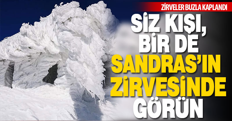 Sandras Dağı’nın zirvesinden bir kış manzarası