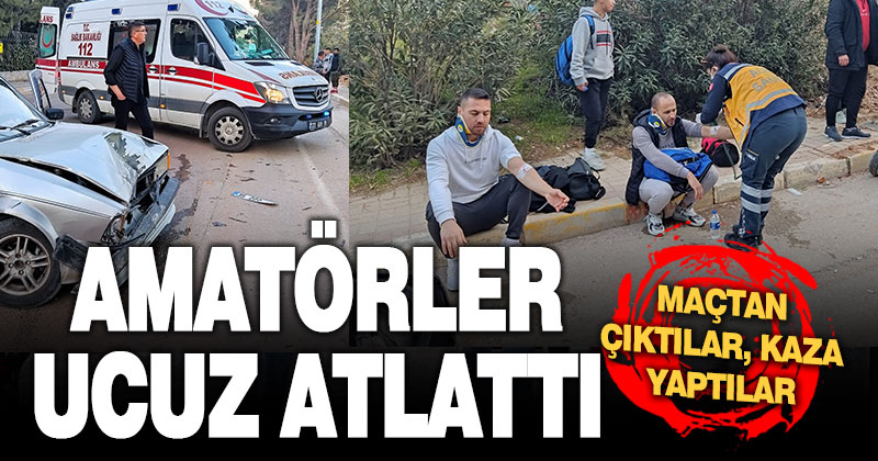 Maçtan çıkan futbolcular kazada yaralandı