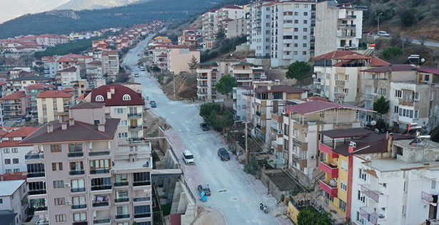 Pamukkale Belediyesi, Mevlana Caddesi’ni yeniledi