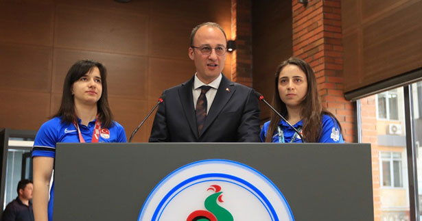 Pamukkale Belediyespor’a 2 şampiyon