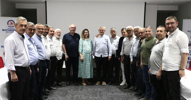 Meclisleri kurulan muhtarlar bir araya geldi
