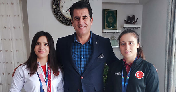 Güngör, şampiyon sporcuları ziyaret etti
