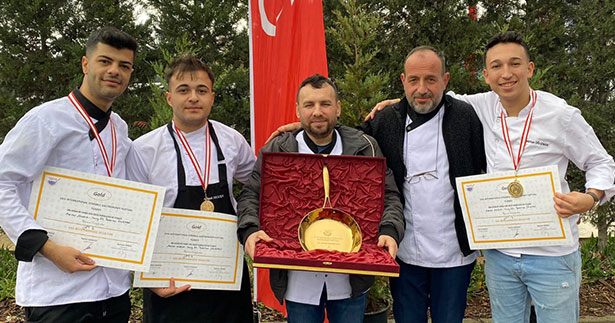 PAÜ aşçılık programı öğrencilerinden büyük başarı