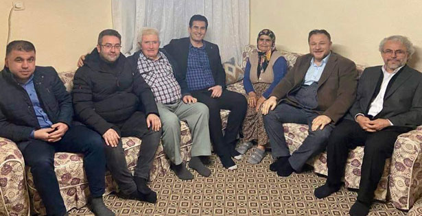 Ak Parti İl Başkanı Güngör’den Tavas ziyareti