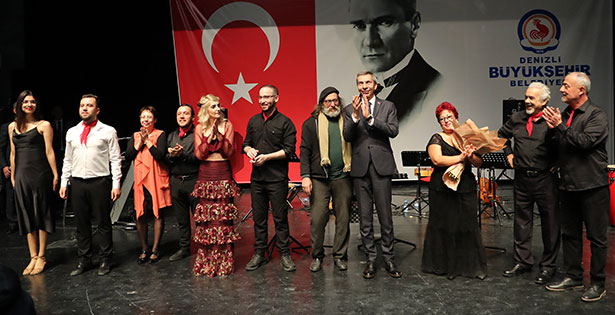 Latin ve Flamenko rüzgarı esti