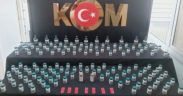 Kaçak tütün ve cinsel içerikli hap operasyonu