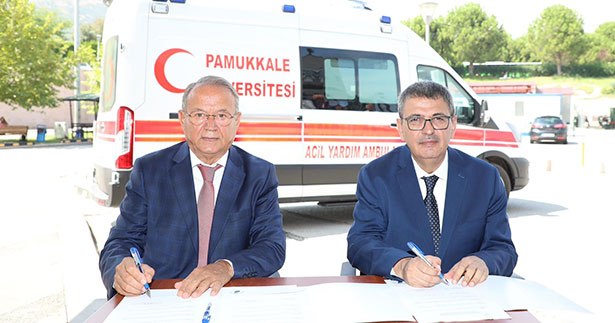 Hayırsever tekstilciden PAÜ’ye ambulans bağışı