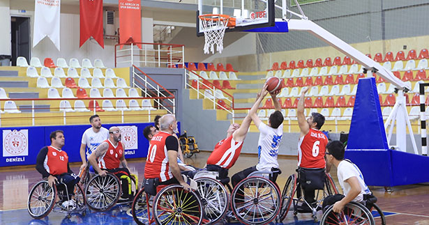 Pamukkale Belediyespor devreyi 2. sırada tamamladı