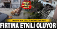 Denizli’de etkili olan fırtına çatıları yollara savurdu
