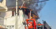 Tadilat yapılan çatı katı yandı