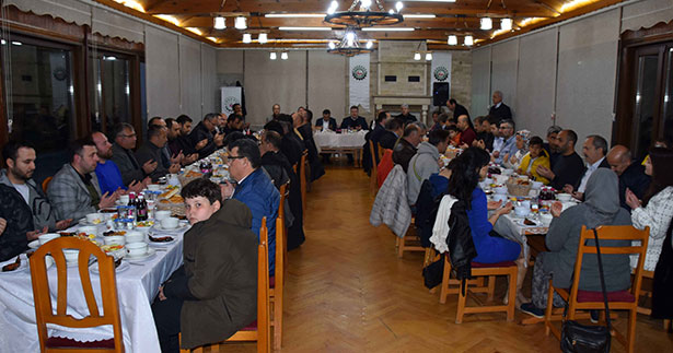 DOSTEK Koleji’nde iftar bereketi yaşandı