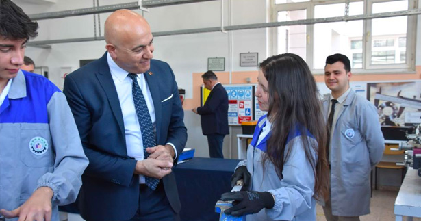 Bakanlık Daire Başkanı öğrencilerle buluştu
