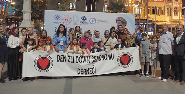 +1 Çocuklar festivalde