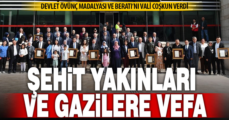 Şehit yakınları ve gazilere Devlet Övünç Madalyası
