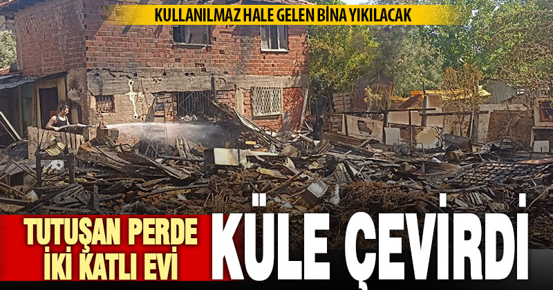 Tutuşan perde onca yıllık emeklerini küle çevirdi