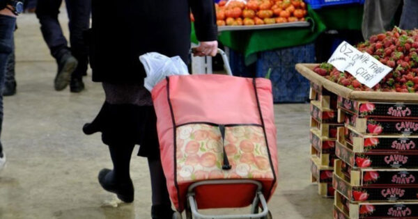 Tüketici güven endeksi ekimde yüzde 7,7 düştü