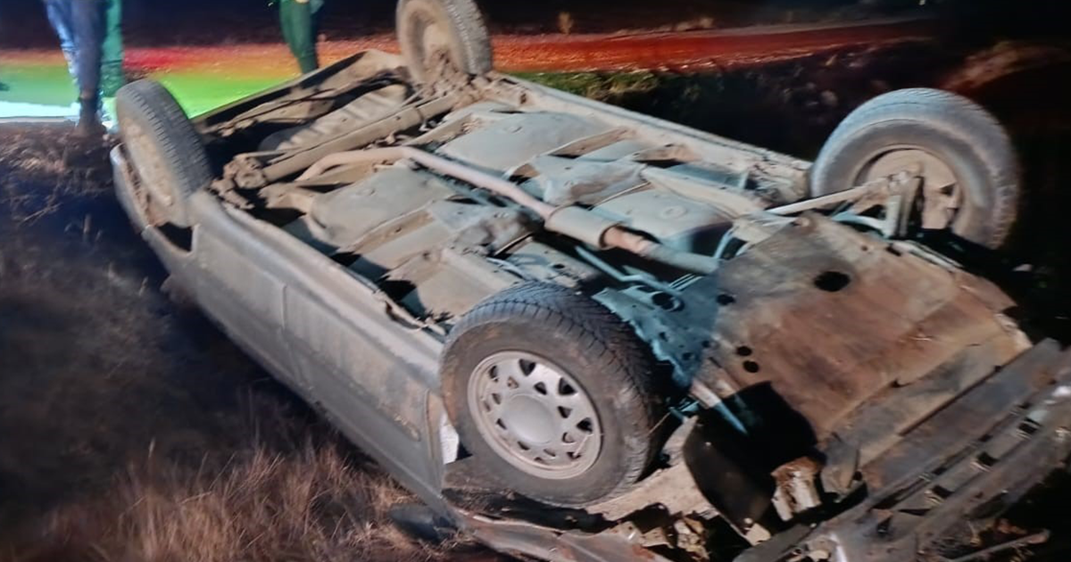 Takla atan otomobilin sürücüsü yaralandı