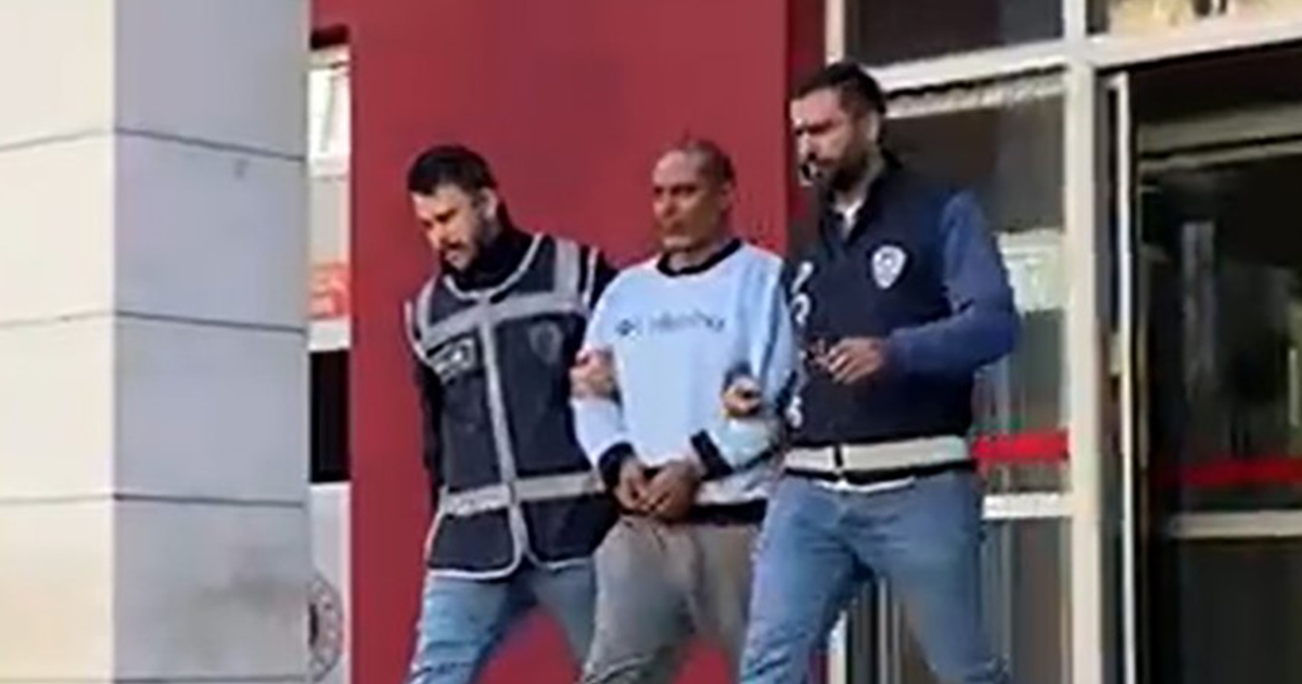 Ayrılmak isteyen eşini tüfekle öldürdü