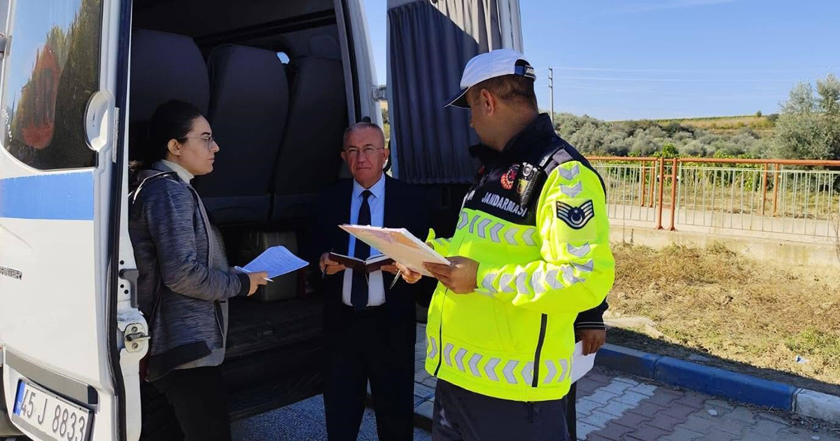 Okul servisleri sıkı denetimden geçti