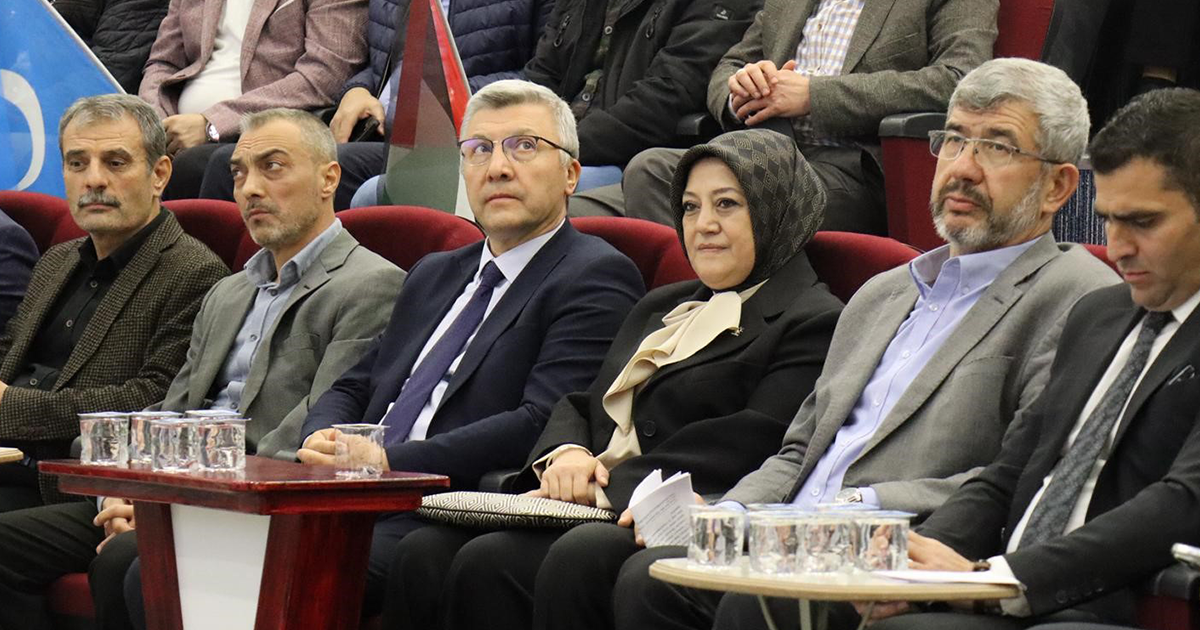Kütahya’da “Tarihi Tecrübe Işığında Bağımsız Filistin Devletine Giden Yol” konuşuldu