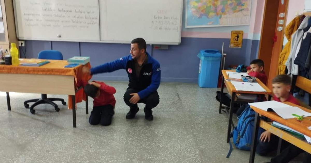 AFAD’dan okullarda yangın ve deprem tatbikatı