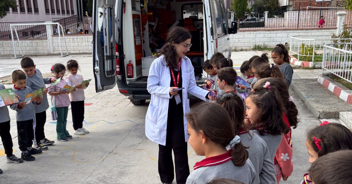 Minik öğrencilere sağlıklı yaşam eğitimi