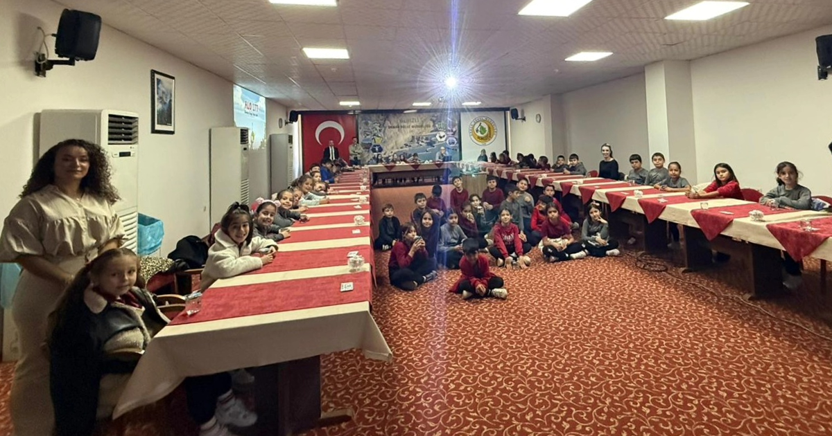 Denizli özel sınav koleji öğrencileri orman bölge müdürlüğünü ziyaret etti