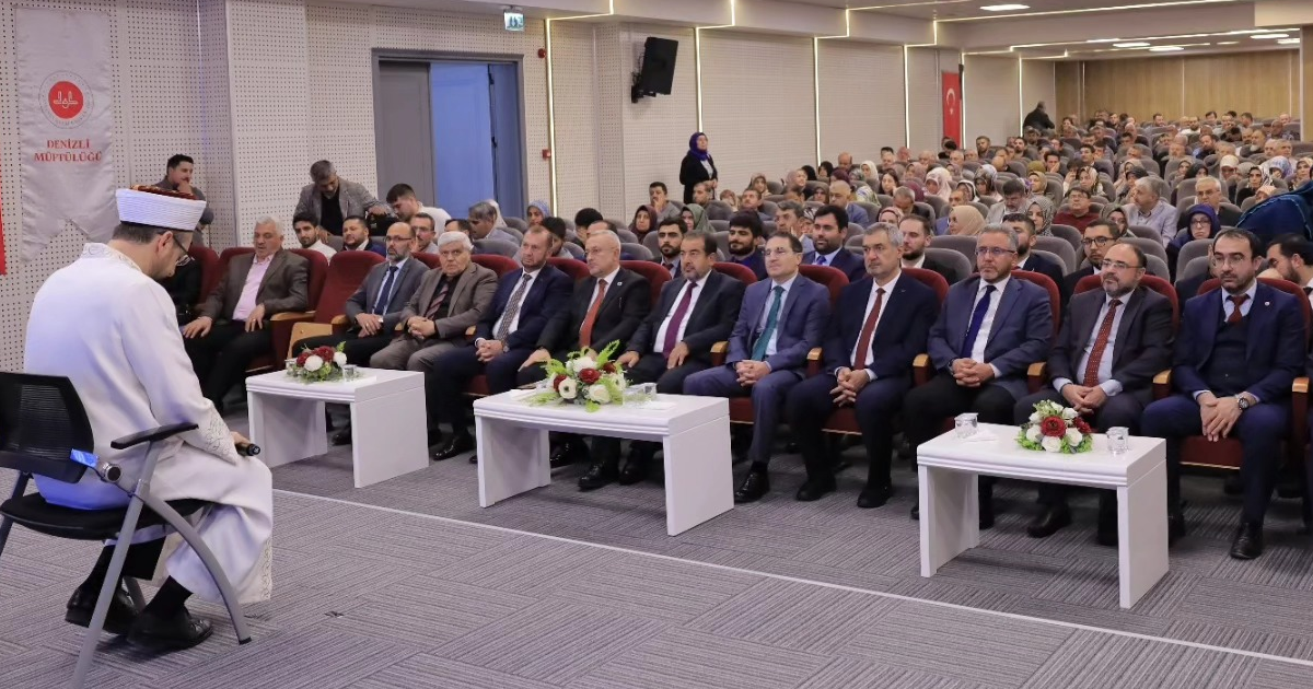 Denizli’de “Peygamberimiz, Cami ve Namaz” Konulu Konferans Düzenlendi