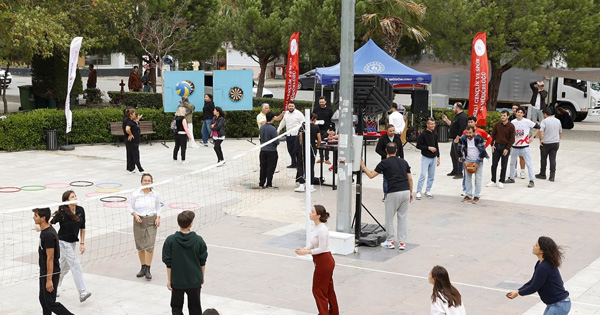 Denizli’de Gençlik ve Spor Festivali coşkusu