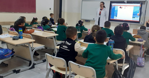 Serinhisar’da ilkokul öğrencilerine kapsamlı sağlık taraması