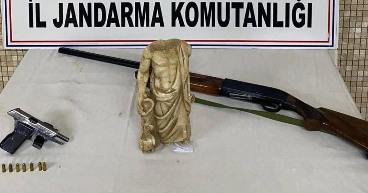 Milattan önce 5. yüzyıla ait heykel ele geçirildi