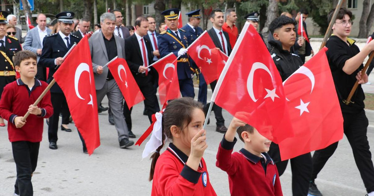 Çardak’ta cumhuriyet coşkusu