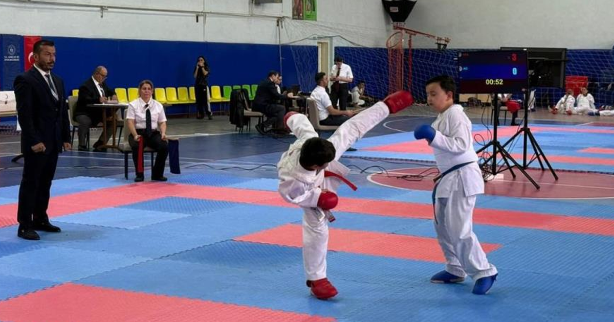 Genç sporcular hünerlerini sergiledi