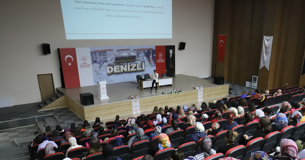 Gençlik Spor İl Müdürlüğü’nde kadına şiddete farkındalık semineri düzenlendi
