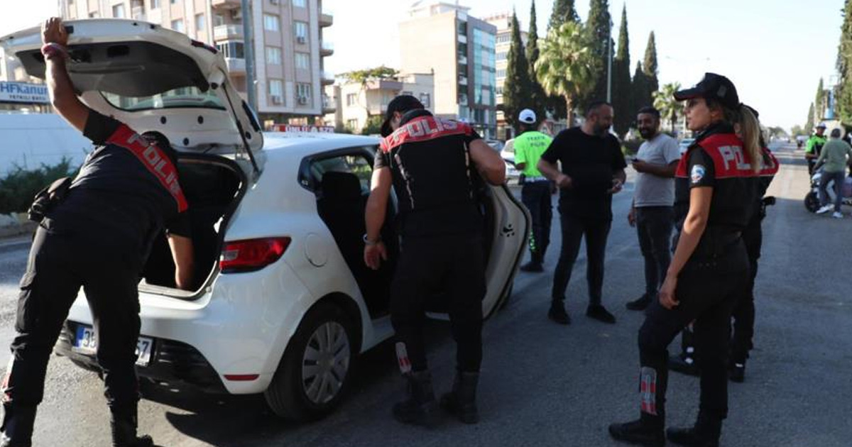 Polisten şehirde firari temizliği: 718’i yakalandı