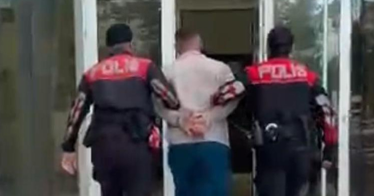 İzmir’de 21 yılla aranan hırsız yakalandı