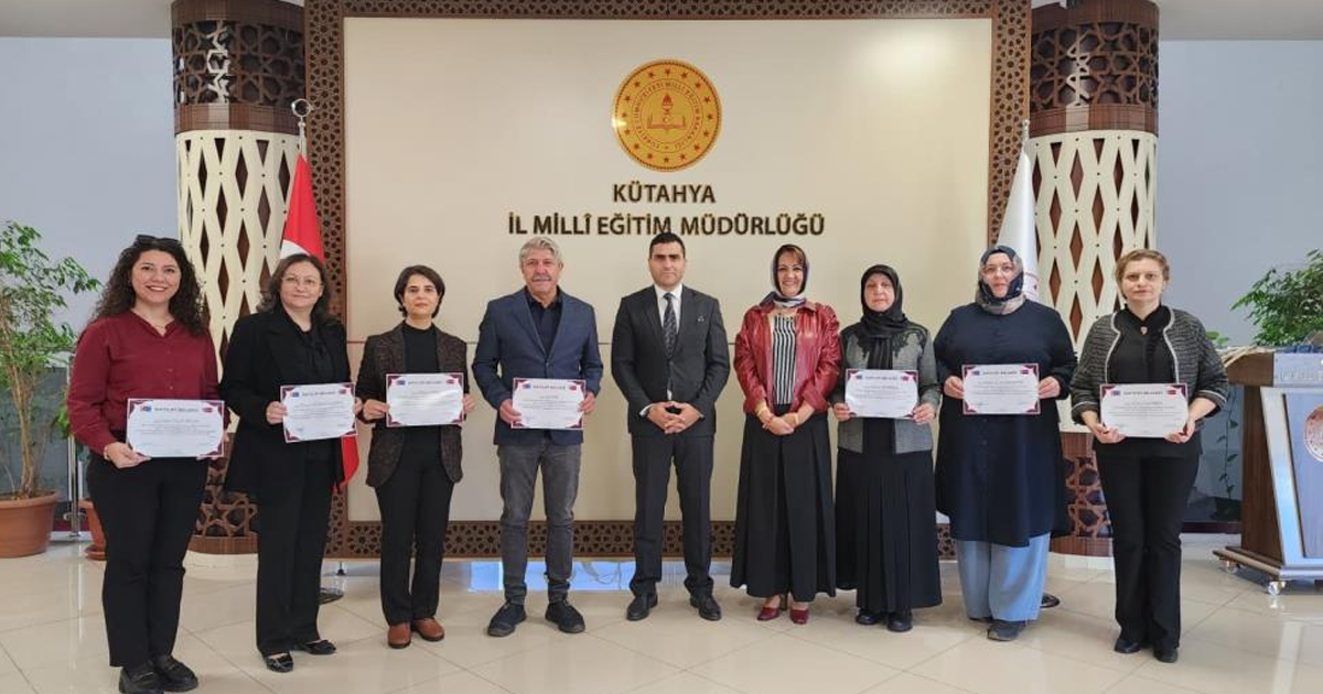 Erasmus projesi katılımcılarına belgeleri takdim edildi