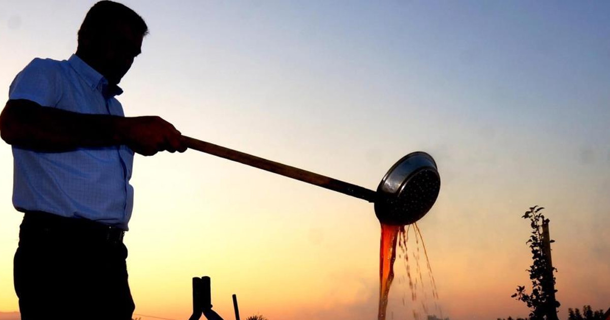 Sarıgöl’de pekmez köpüğü geleneği yaşatılıyor