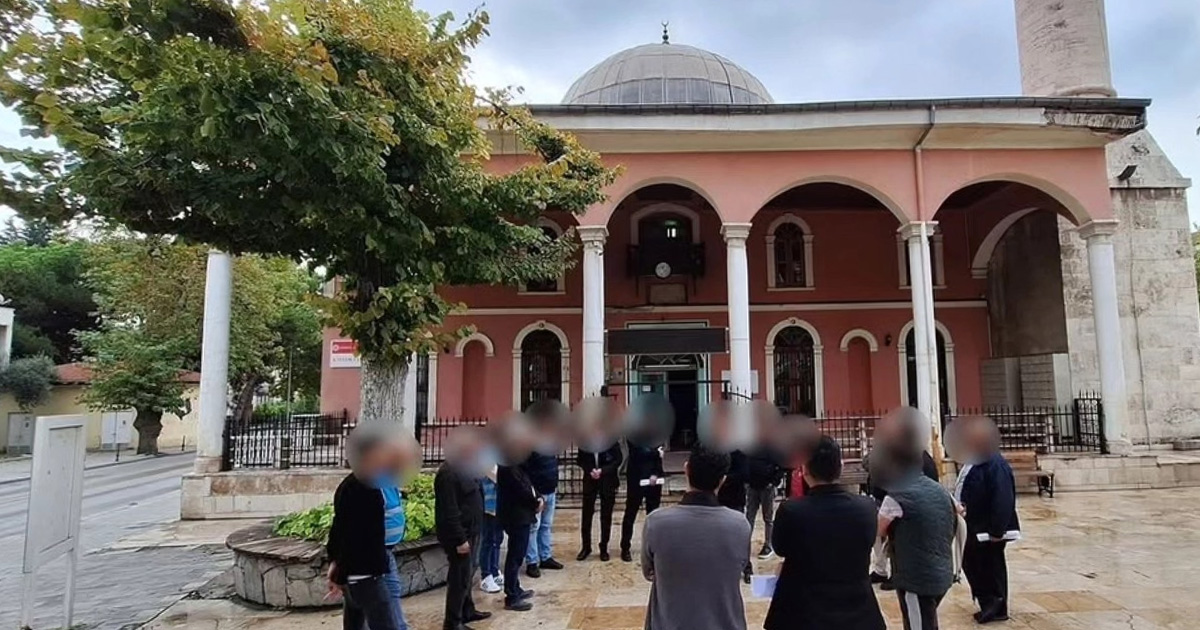 Denizli’de “Camimi Tanıyorum, Mirasıma Sahip Çıkıyorum” Projesi Kapsamında Tarihî Kayalık Camii Ziyareti