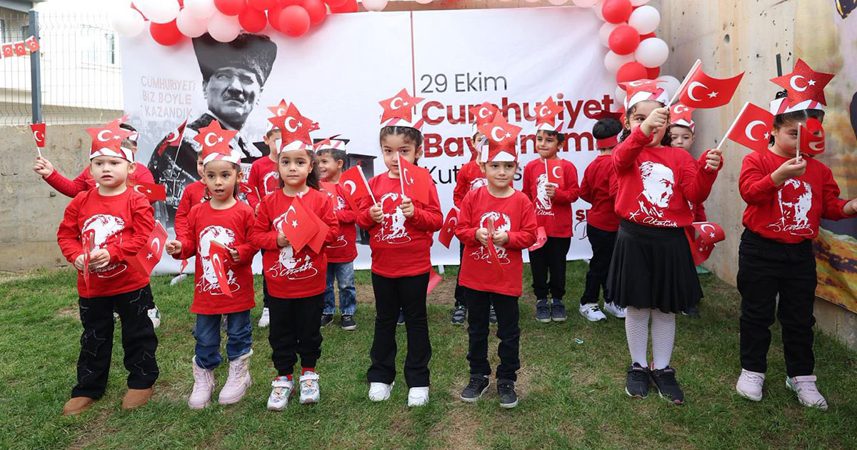 Merkezefendi’de  Cumhuriyet coşkusu 7’den 70’e yaşandı